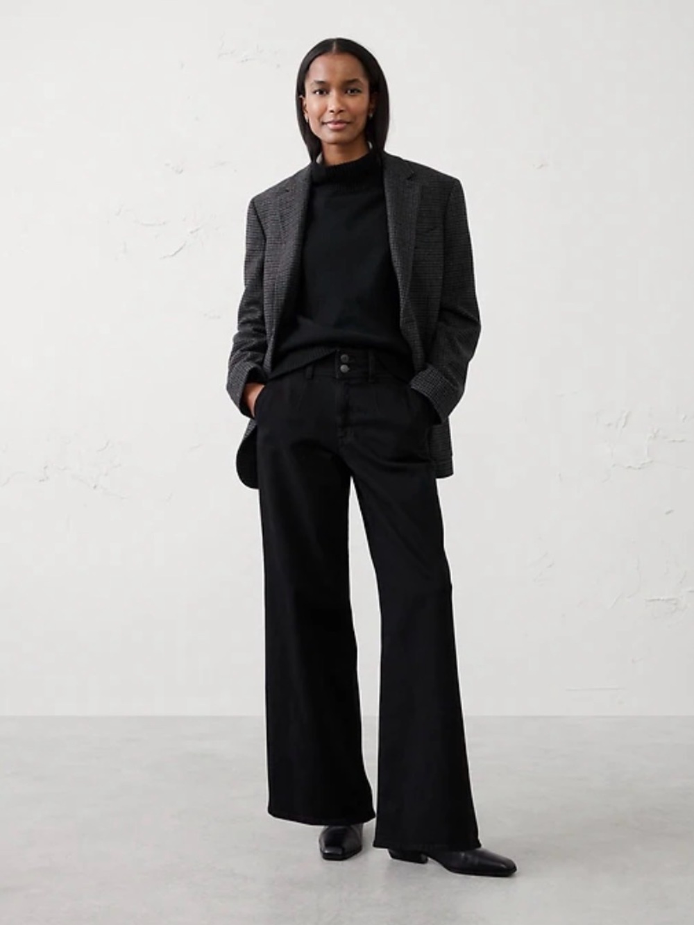 Banana Republic Factory Wide-Leg Darted Trouser Jean